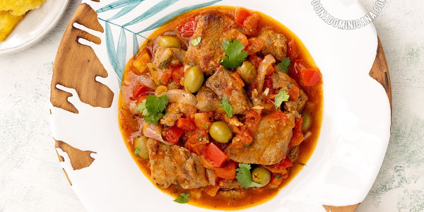 Cerdo guisado en olla programable